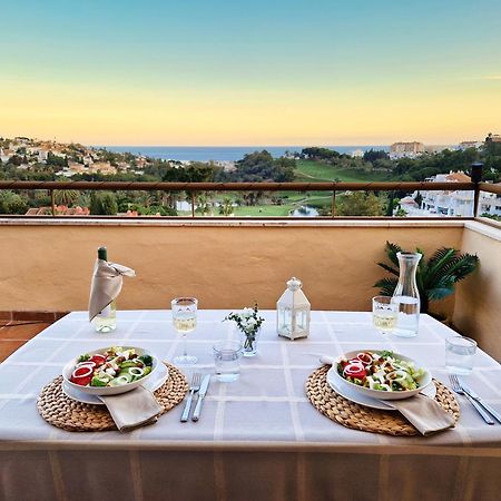 Penthouse Benalvistas Torregolf Seaview Apartment Benalmadena Luaran gambar