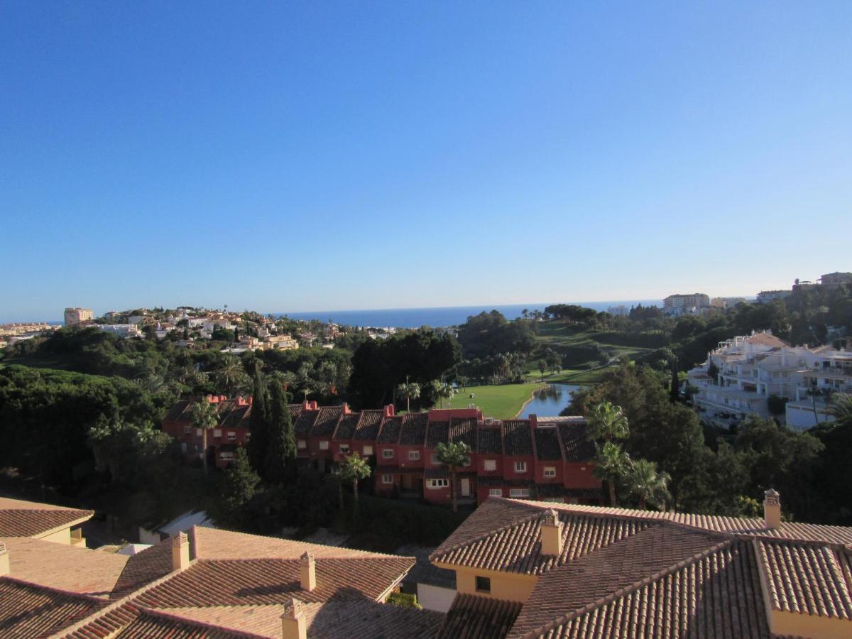 Penthouse Benalvistas Torregolf Seaview Apartment Benalmadena Luaran gambar