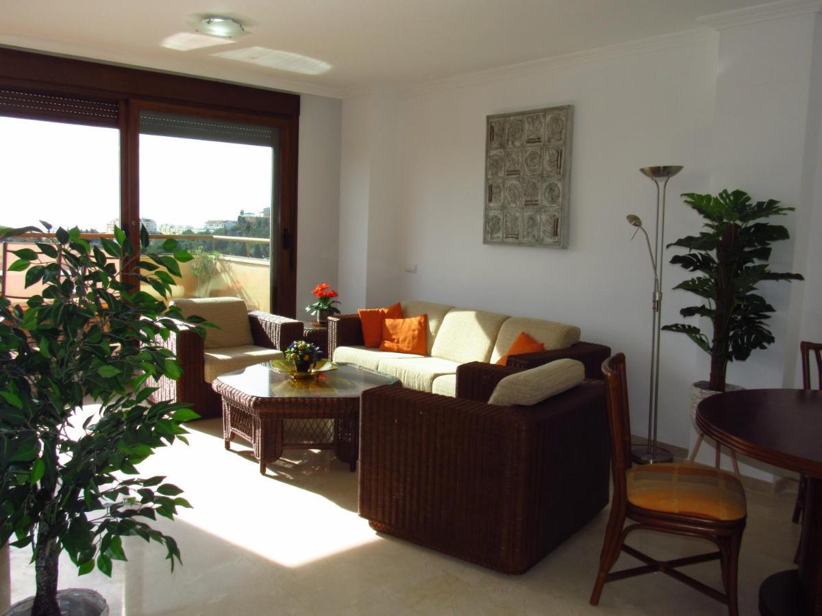 Penthouse Benalvistas Torregolf Seaview Apartment Benalmadena Luaran gambar