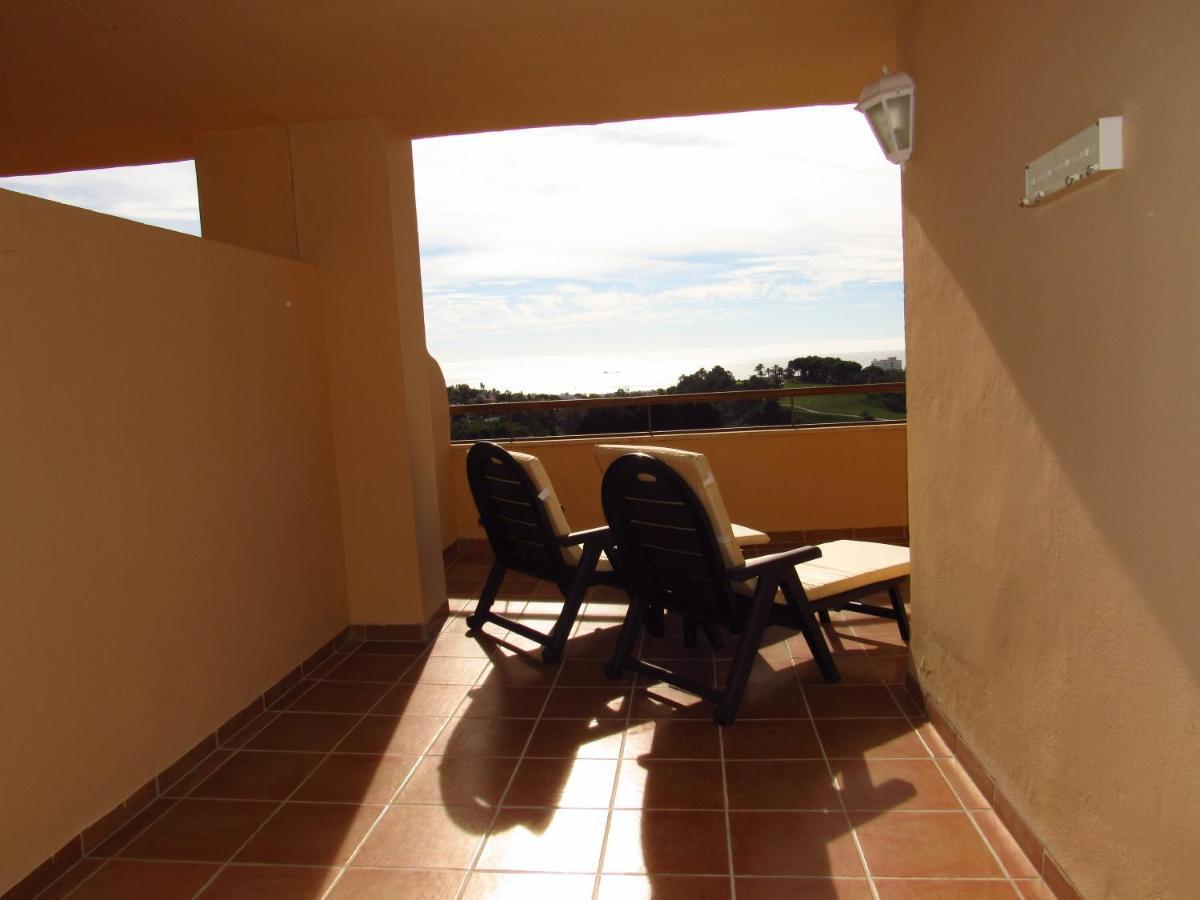 Penthouse Benalvistas Torregolf Seaview Apartment Benalmadena Luaran gambar