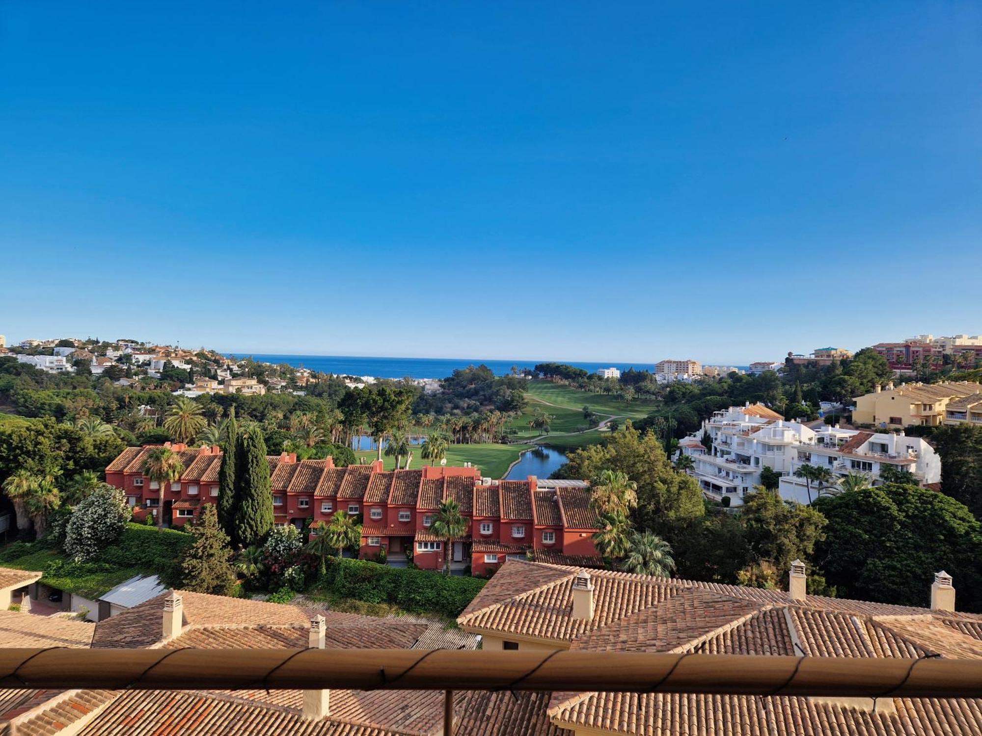 Penthouse Benalvistas Torregolf Seaview Apartment Benalmadena Luaran gambar