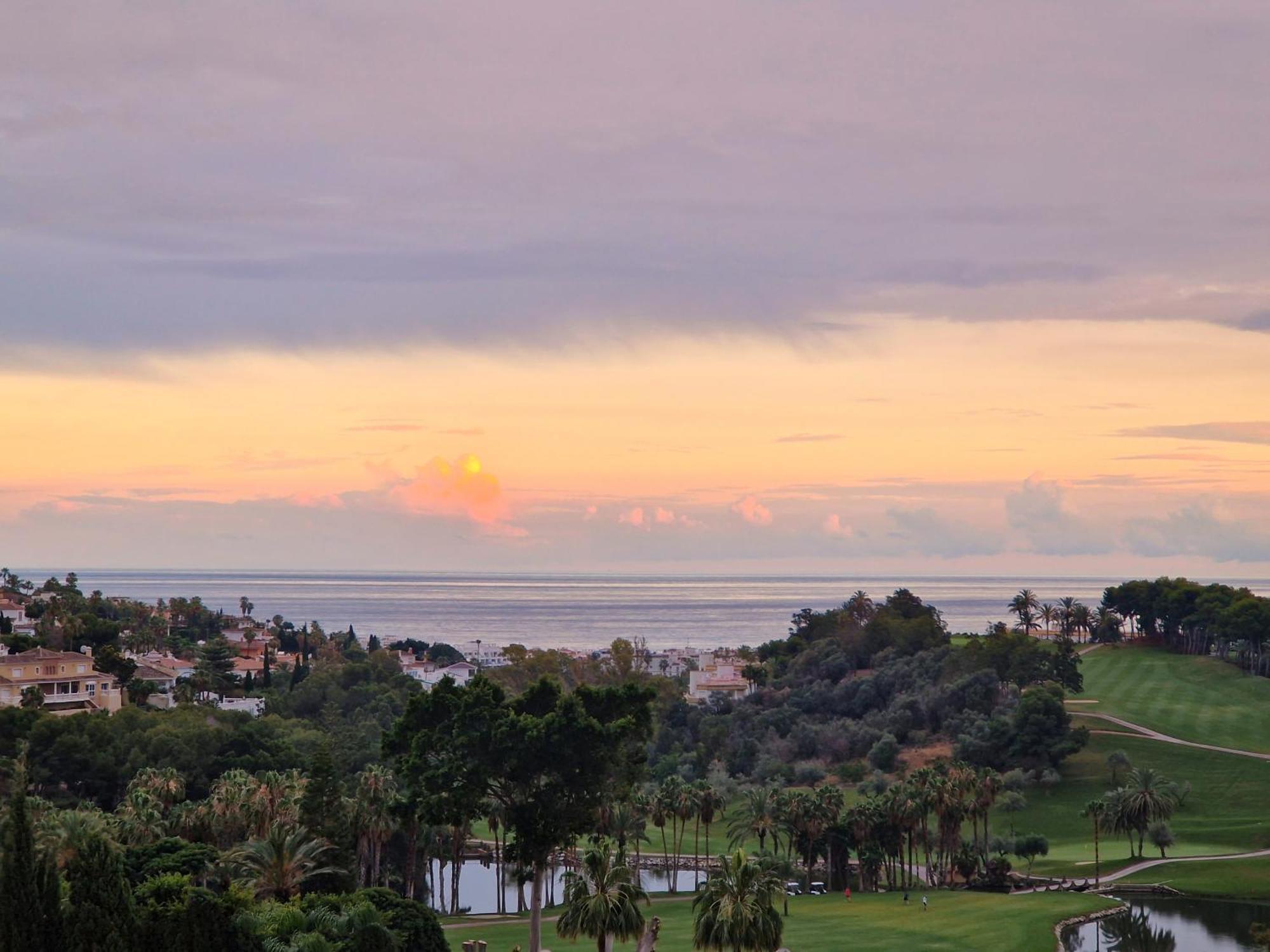 Penthouse Benalvistas Torregolf Seaview Apartment Benalmadena Luaran gambar